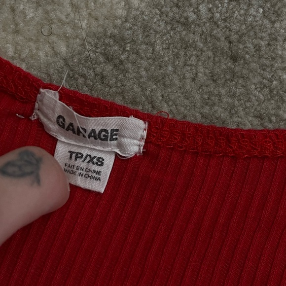 Garage - Red Twist Long Sleeve - Picture 2 of 4